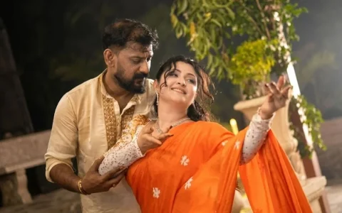 জন্মদিনের পার্টিতে নাচে ঝড় তুললেন পরীমনি, সঙ্গী কে?